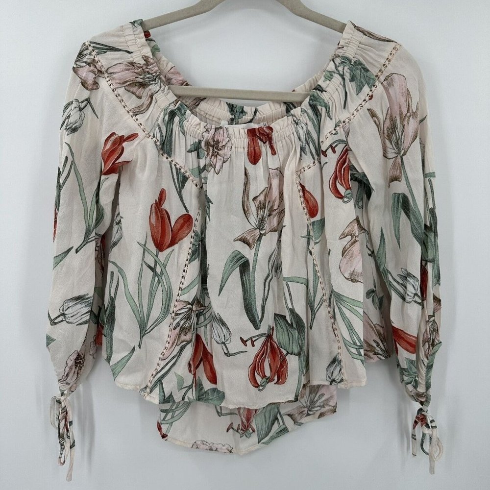 Revolve ASTR The Label Chavelle Top Off The Shoulder‎ Floral Cropped Size Small